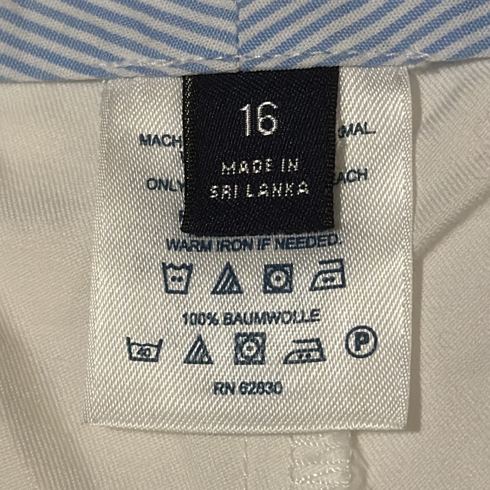 EUC Lands End White skort. Size 16 - Picture 3 of 6